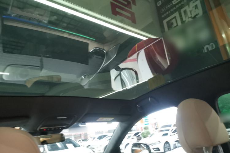 Used XPeng G9 2025 625 Long-Range Max Headliner