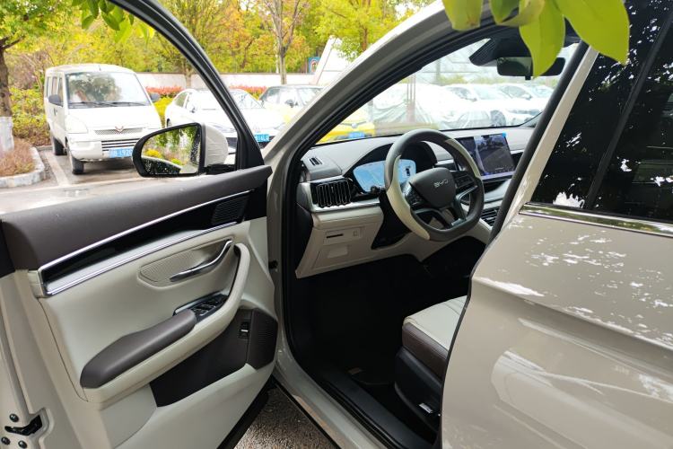 Used BYD Song PLUS New Energy 2025 DM-i 112KM Prestige Model