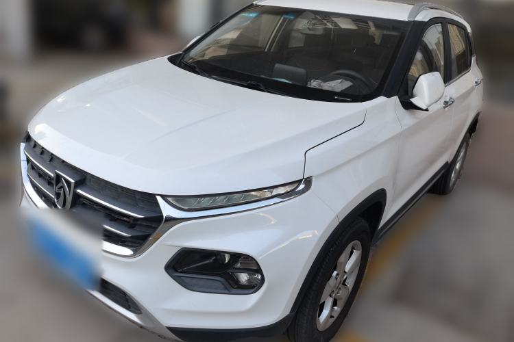 Used Baojun 510 2017 1.5L Manual Fashion Model