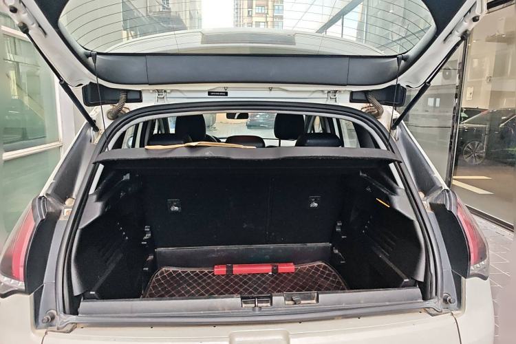 Used Peugeot 3008 2016 2.0L Automatic Classic Edition