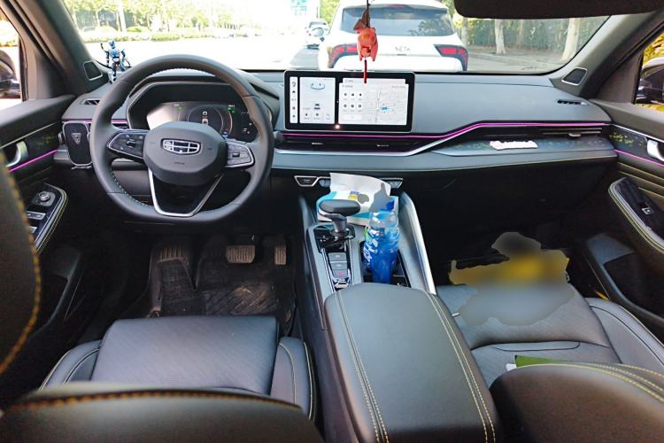 Used Geely Auto Preface 2023 1.5TD Fuyao Version Center Console