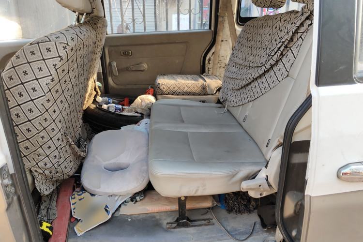 Used Jinbei New Hiace X30L 
