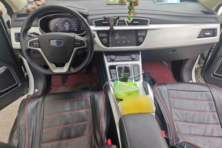 Used Geely Auto Emgrand X7 Sport 2020 1.8TD DCT Two-Wheel Drive Smart Connect 4G-Enabled Version Center Console