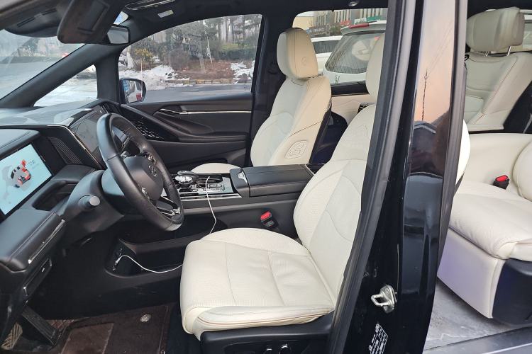 Used GAC Trumpchi M8 2023 Zongshi Series 400T Flagship Edition
