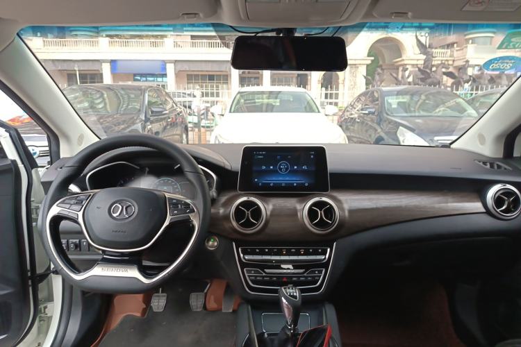 Used BAIC Senova D50 2019 1.5L Manual Prestige Version China V Center Console