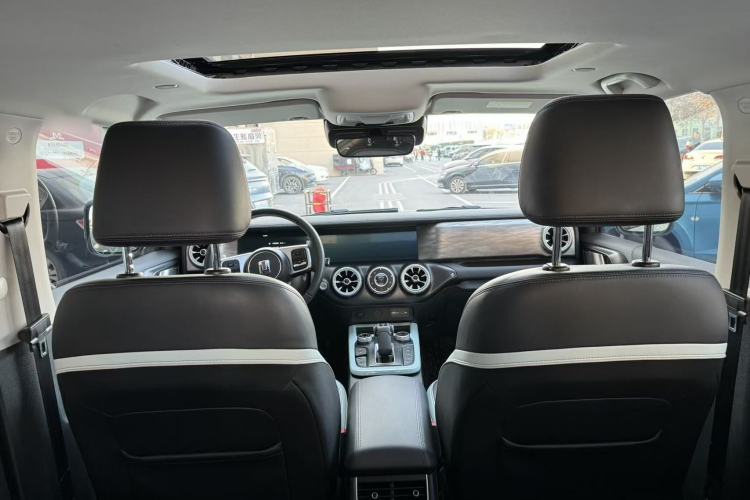 Used Tank 300 2021 City Edition 2.0T—Truly Stylish
