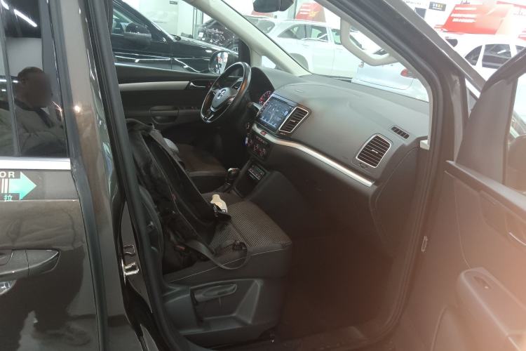 Used Volkswagen Sharan 2018 380TSI Comfort Edition 7-Seater
