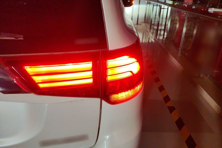 Used Mitsubishi Outlander 2020 2.4L 4x4 Zhi Xiang Edition 5 Seats