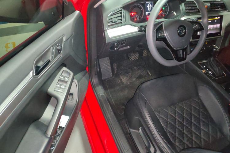 Used Volkswagen Lamando 2021 230TSI DSG Fashion Edition
