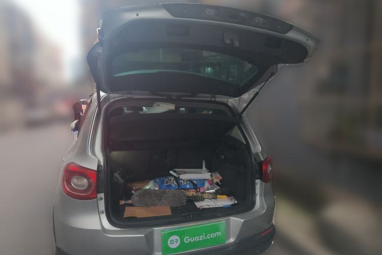 Used Volkswagen Tiguan 2010 2.0 TSI Automatic All-Wheel Drive Flagship Edition Trunk