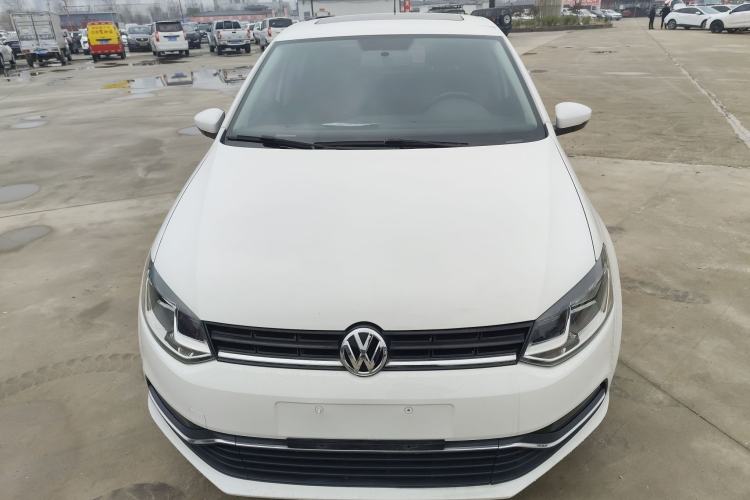 Used Volkswagen Polo 2016 1.6L Automatic Comfort Model
