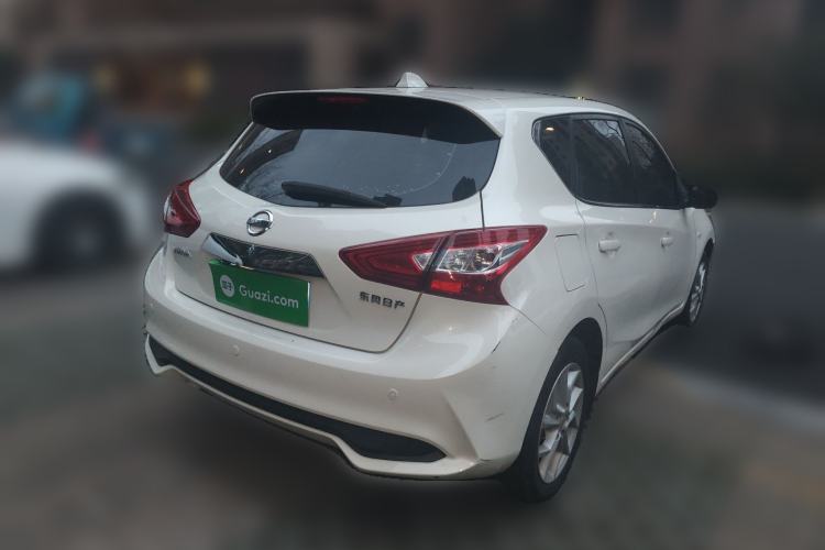 Used Nissan Tiida 2021 1.6L CVT Cool Edition
