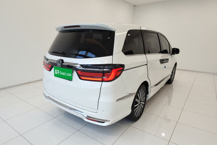 Used Honda Elysion 2022 2.0L eHEV Prestige Edition Rear Right 45 Deg