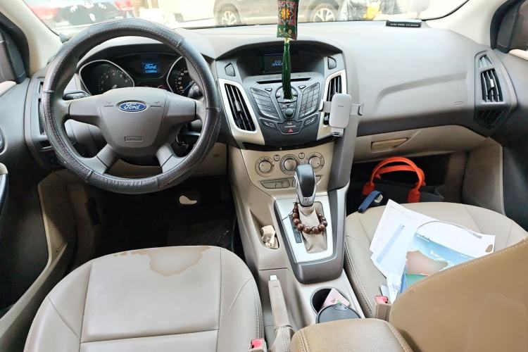 Used Ford Focus 2012 Sedan 1.6L Automatic Comfort Model
