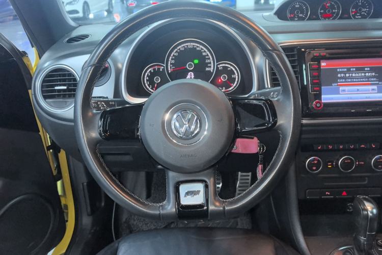 Used Volkswagen Beetle 2014 1.4TSI R-Line
