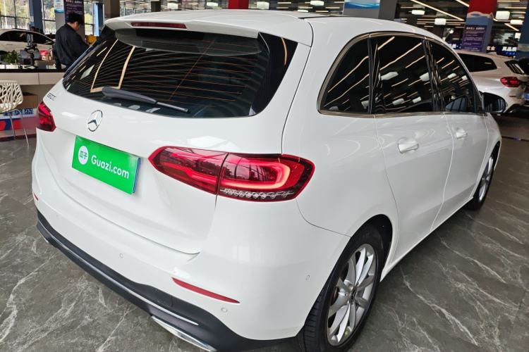 Used Mercedes-Benz B-Class 2022 Updated B 200 Fashion Edition Rear Right 45 Deg