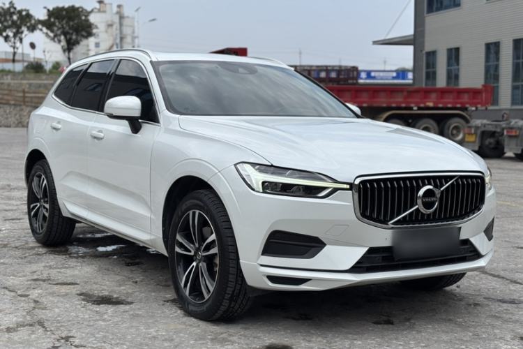 Used Volvo XC60 2019 T5 4x4 Smart Edition China V Standard
