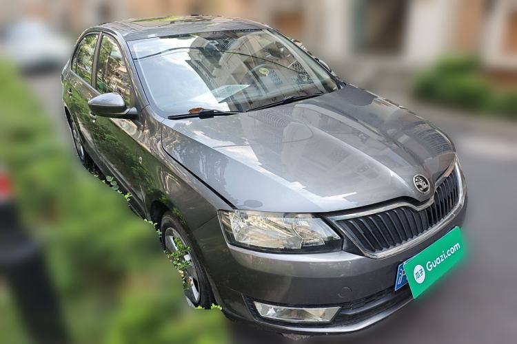 Used Skoda Rapid 2013 1.6L Manual Smart Selection Model
