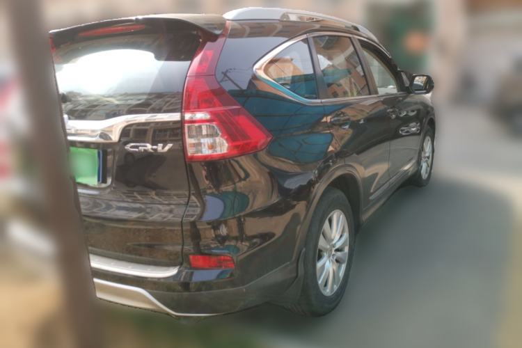 Used Honda CR-V 2016 2.0L two-wheel drive Urban Edition Rear Right 45 Deg