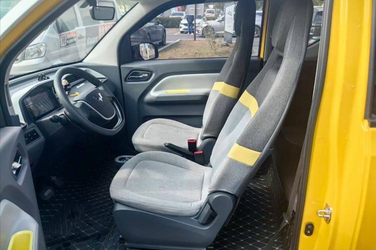 Used Wuling Hongguang MINIEV 2021 Macaron Premium Model – Lithium Iron Phosphate