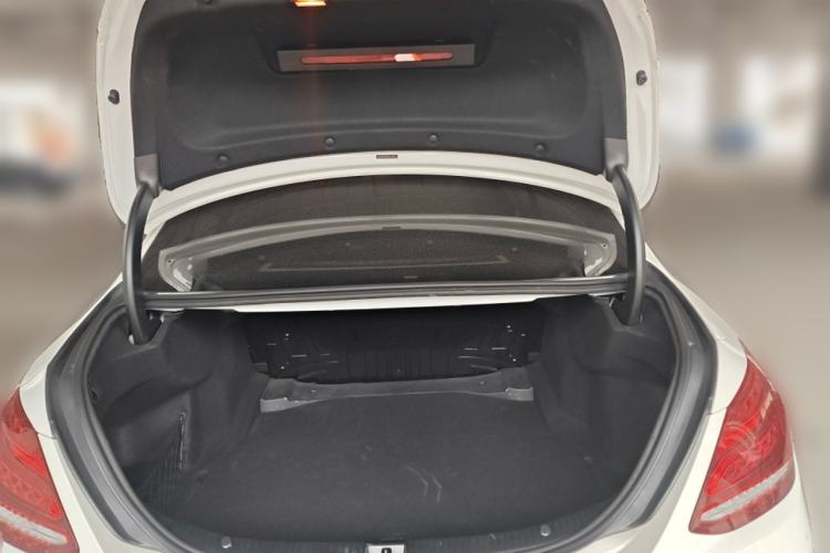 Used Mercedes-Benz C-Class 2017 Facelift C 200 L Sport Edition