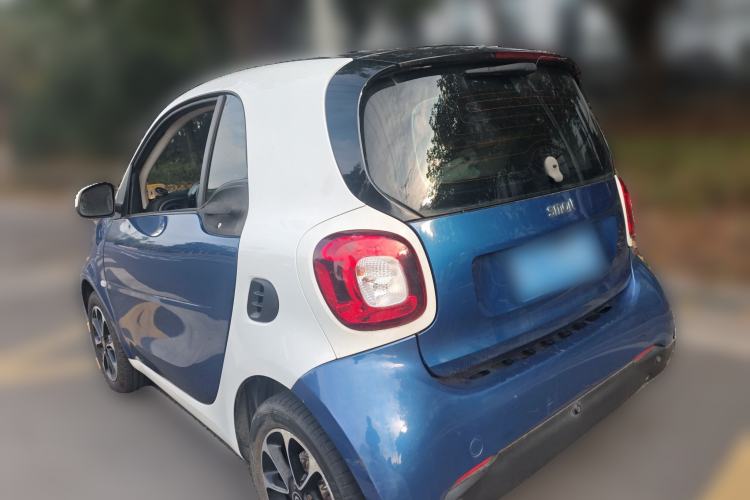 Used smart fortwo 2015 1.0L 52 kW Hardtop Passion Edition