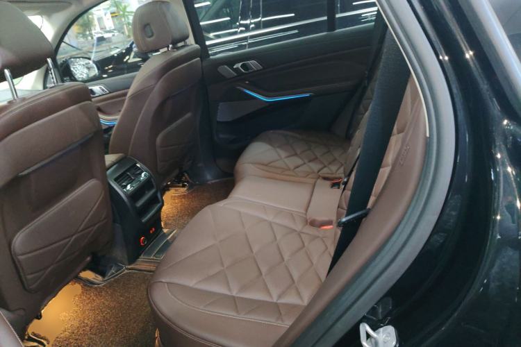 Used BMW X5 2022 Restyled xDrive 30Li Luxury Version M Sport Package
