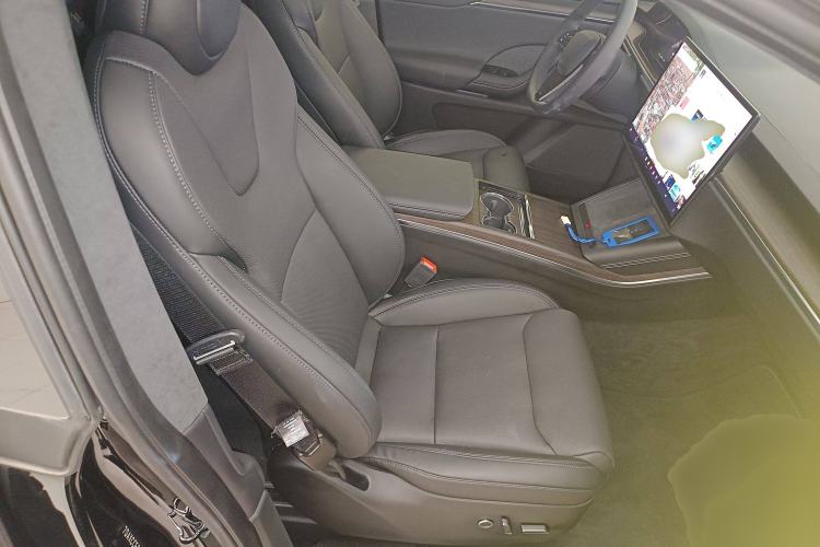 Used Tesla Model X 2023 Dual-Motor All-Wheel-Drive Version
