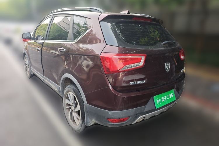 Ojetý Baojun 560 2015 1.8L manual luxury version