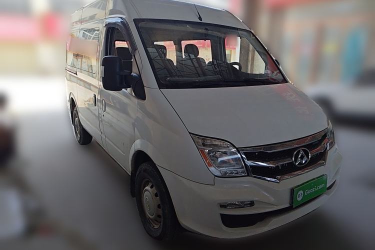 Used SAIC MAXUS Xintu V80  Front Right 45 Deg