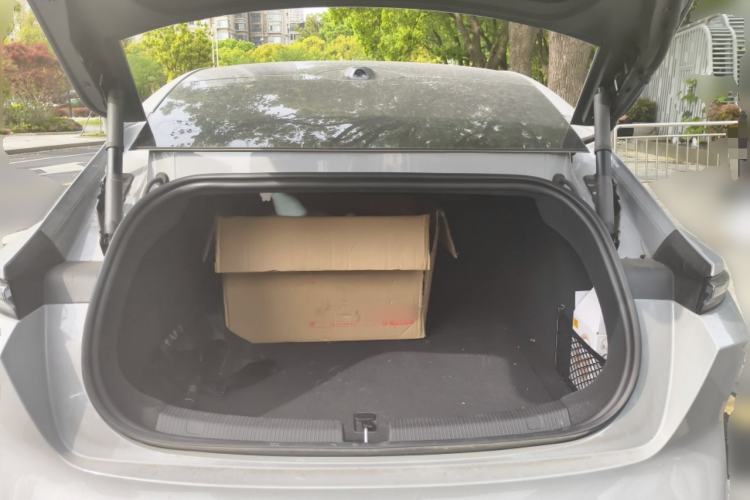 Used Nio ET5 2024 75 kWh Trunk