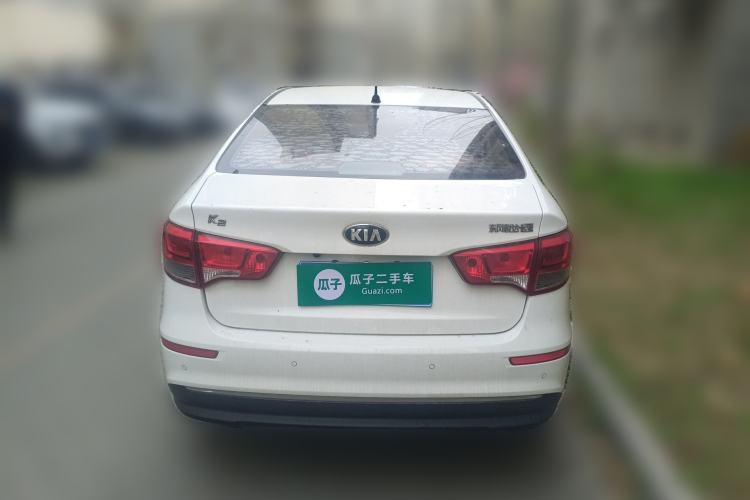 Used Kia K2 2015 Sedan 1.4L MT GLS
