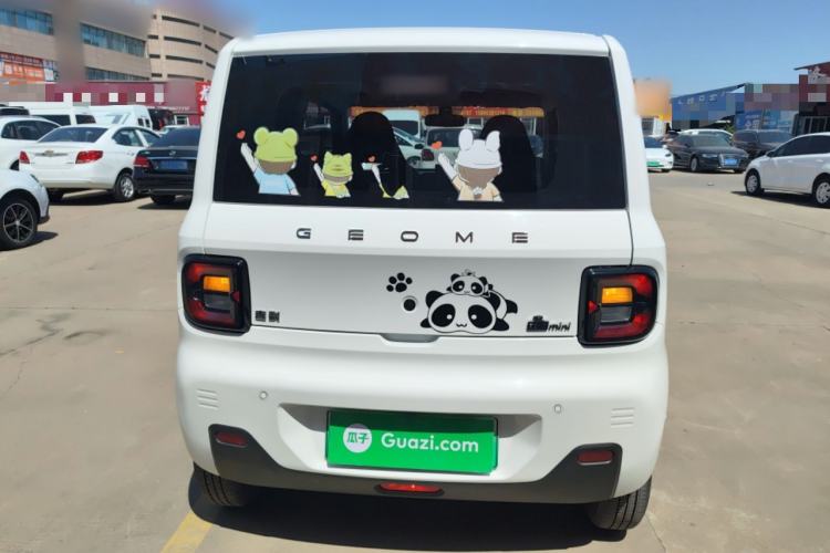 Used Geely Galaxy Panda 2023 Panda Mini 200km Endurance Bear
