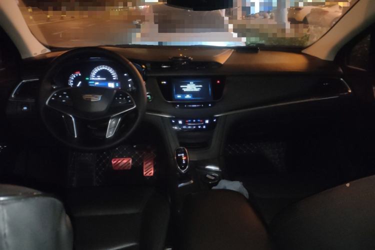 Used Cadillac XT5 2016 25T Luxury Model
