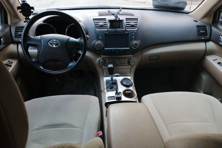 Used Toyota Highlander 2012 2.7L Two-Wheel Drive 7-Seater Elite Edition