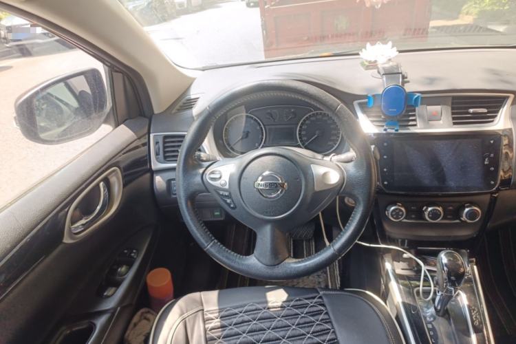 Used Nissan Sylphy 2019 1.6XV CVT Smart Connect Luxury Edition China V Standard Steering Wheel