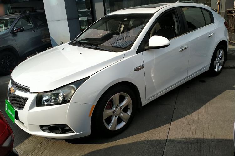 Used Chevrolet Cruze 2013 Hatchback 1.6T Automatic Flagship Model