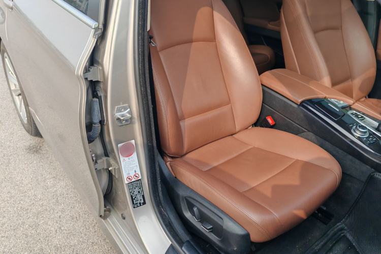 Used BMW 5 Series 2014 520Li Elegant Model