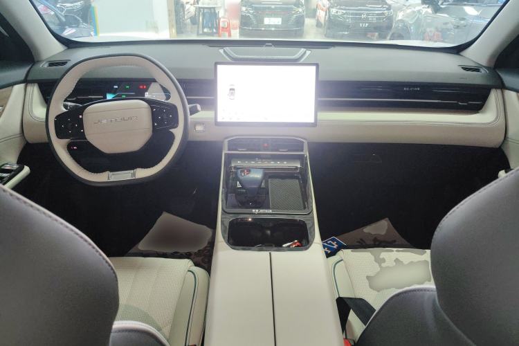 Used JETOUR Dashing 2025 1.5T DCT Luxury Edition Center Console