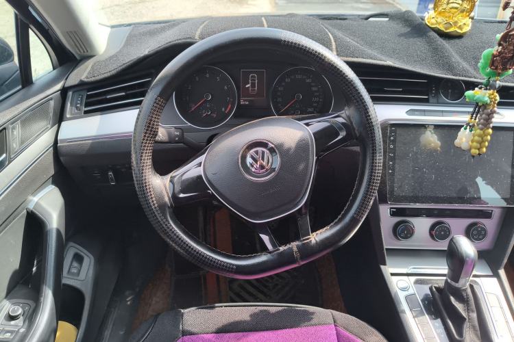 Used Volkswagen Magotan 2018 280TSI DSG Enjoyment Model Steering Wheel