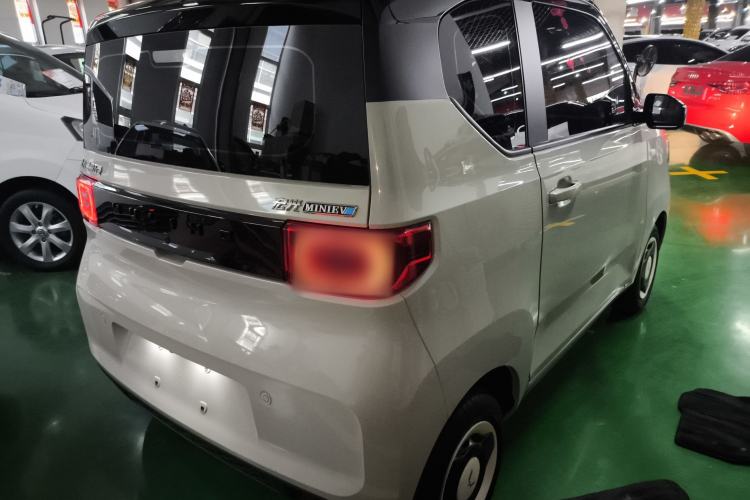 Used Wuling Hongguang MINIEV 2022 Macaron Premium Model – Lithium Iron Phosphate
