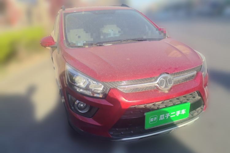 Used BAIC Senova X25 2015 1.5L manual Comfort trim level