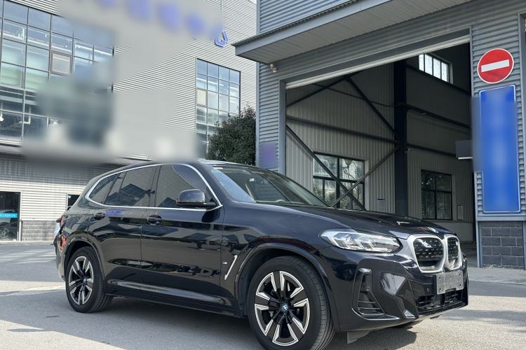 Used BMW iX3 2024 Leading Model