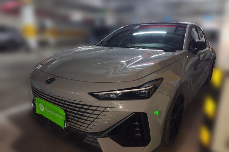 Used CHANGAN UNI-V 2022 1.5T Prestige Version