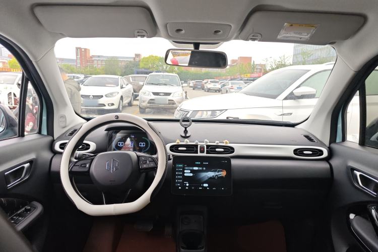 Used Leapmotor T03 2025 310 Comfort Edition Center Console