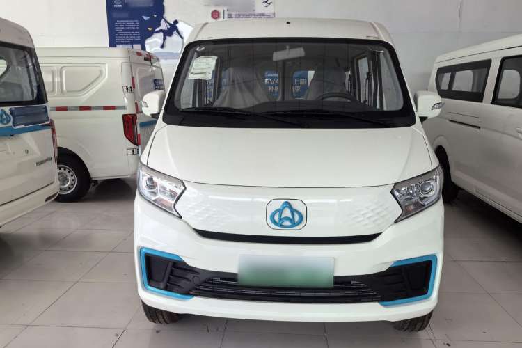 Used CHANGAN KUAYUE Xing V7 EV 2024 251 km Luxury Dual-Door Version 6 Seats Exterior 1