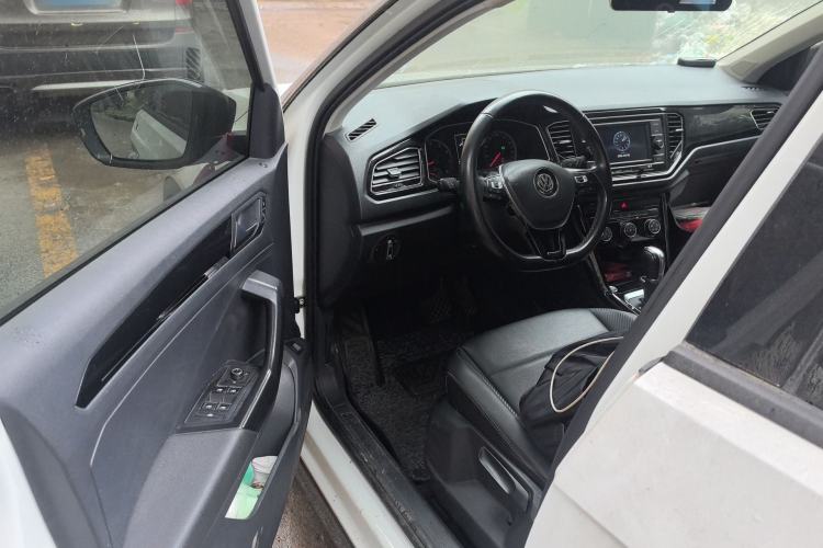 Used Volkswagen T-ROC 2018 280TSI DSG Two-Wheel-Drive Comfort Version China V Standard Driver Seat