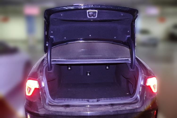 Used Lynk & Co 03 2019 2.0TD Automatic Jing Pro Edition Trunk