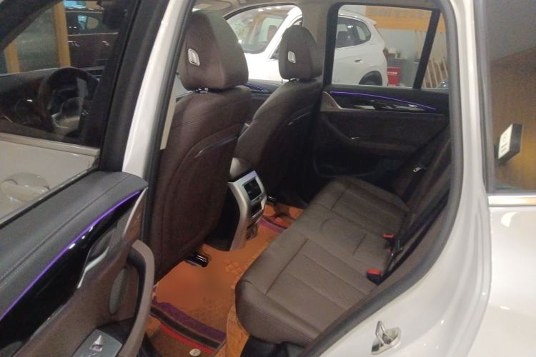 Used BMW X3 2022 xDrive25i M Sport Package Left Rear Seat