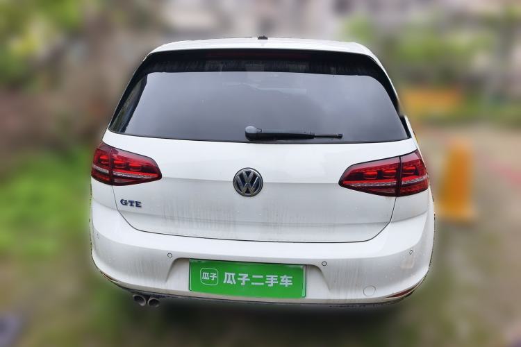 Used Volkswagen Golf 2015 GTE model Rear